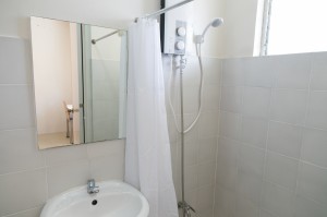 IDEA ACADEMIA_dormitory shower